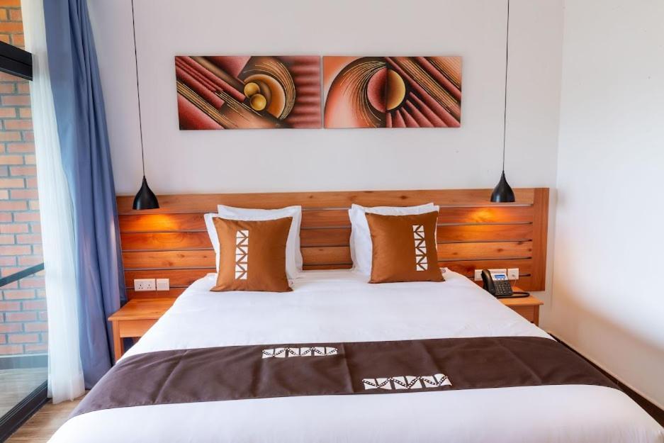 Hotel Chez Lando Kigali Esterno foto