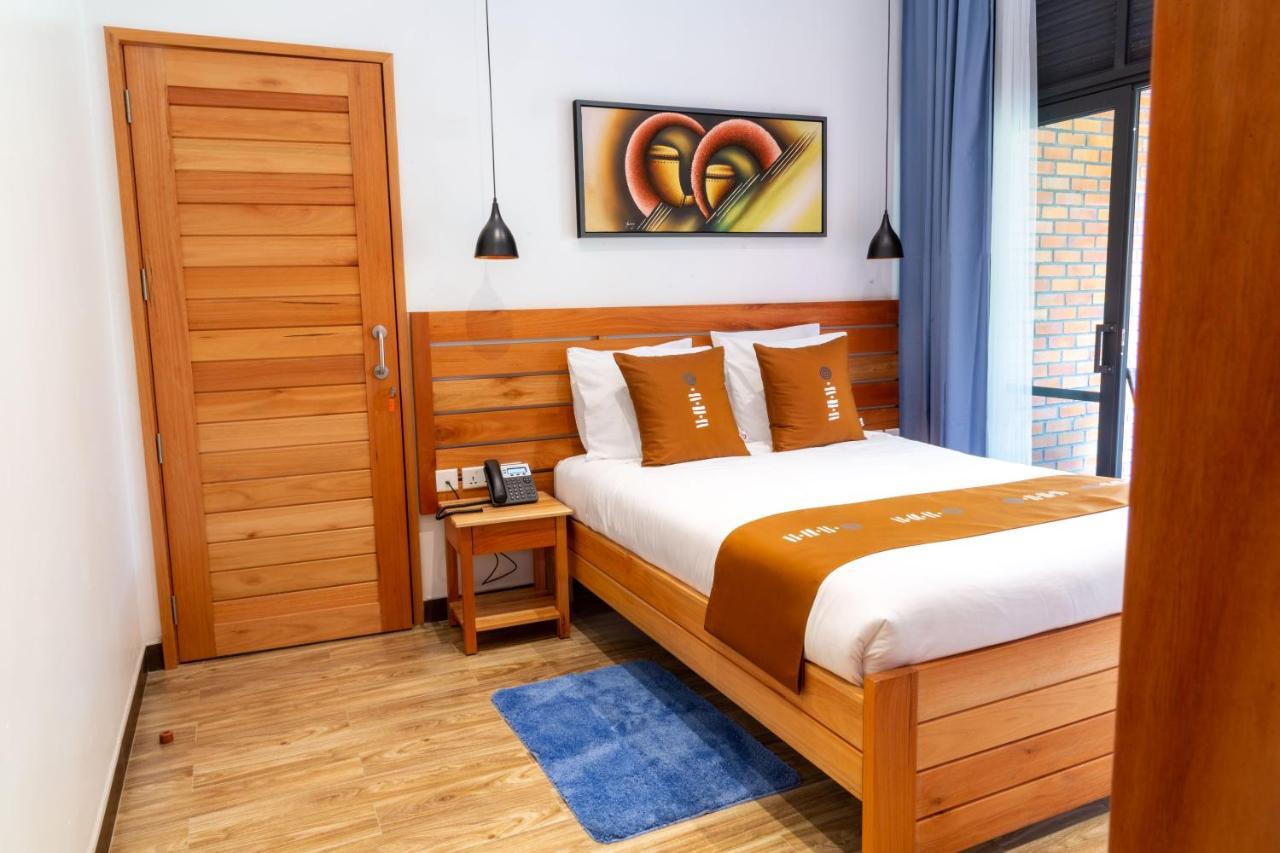 Hotel Chez Lando Kigali Esterno foto