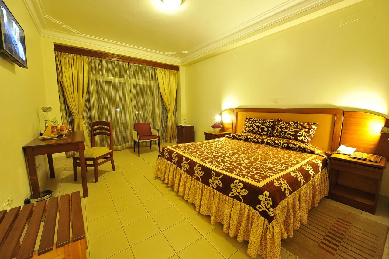 Hotel Chez Lando Kigali Esterno foto