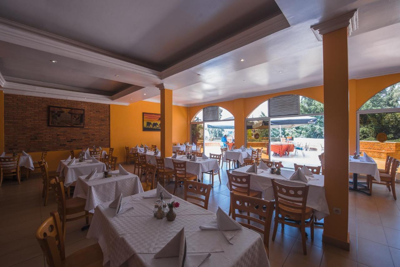 Hotel Chez Lando Kigali Esterno foto